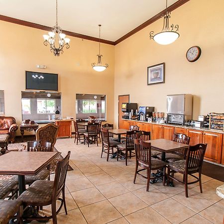 Best Western Plus North Canton Inn & Suites Exterior foto