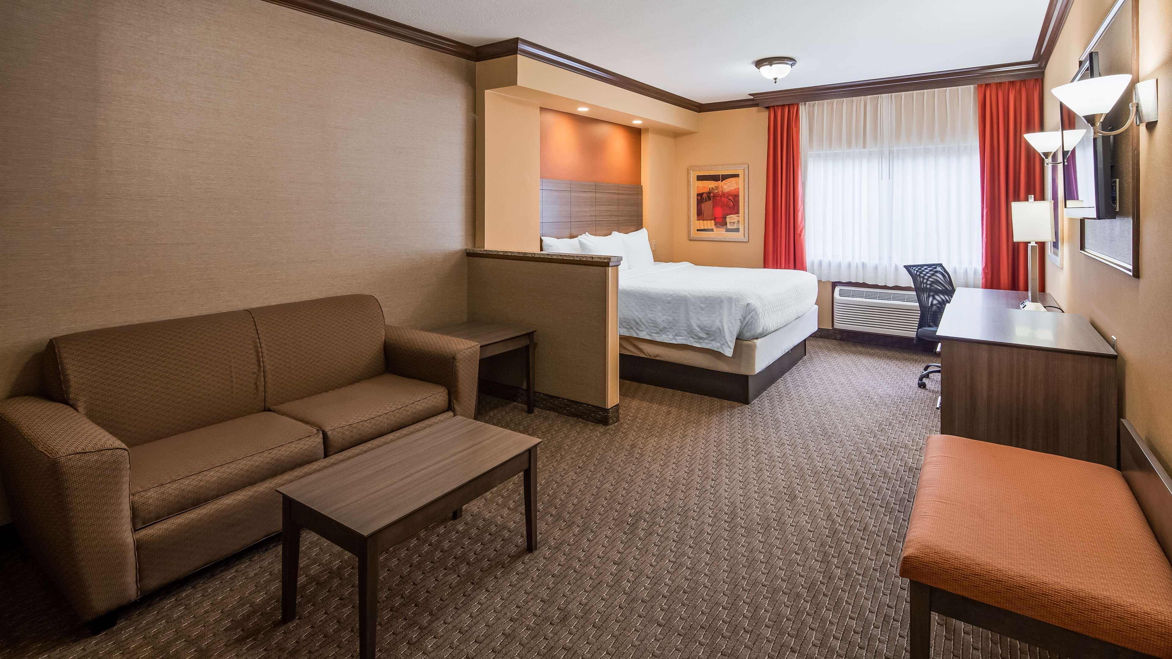 Best Western Plus North Canton Inn & Suites Exterior foto