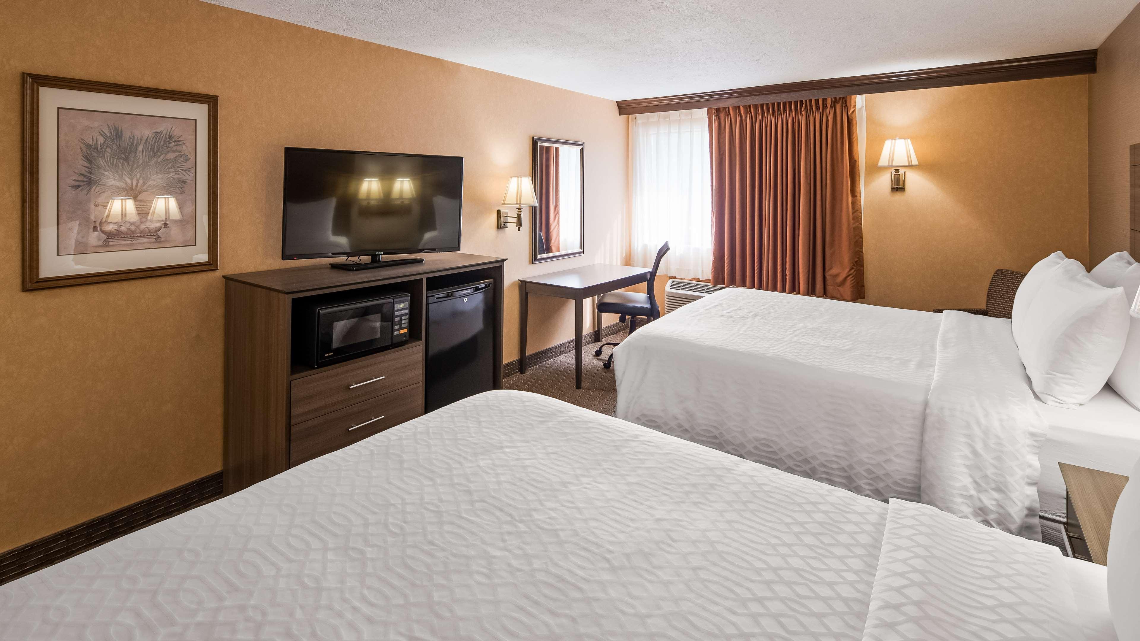 Best Western Plus North Canton Inn & Suites Exterior foto