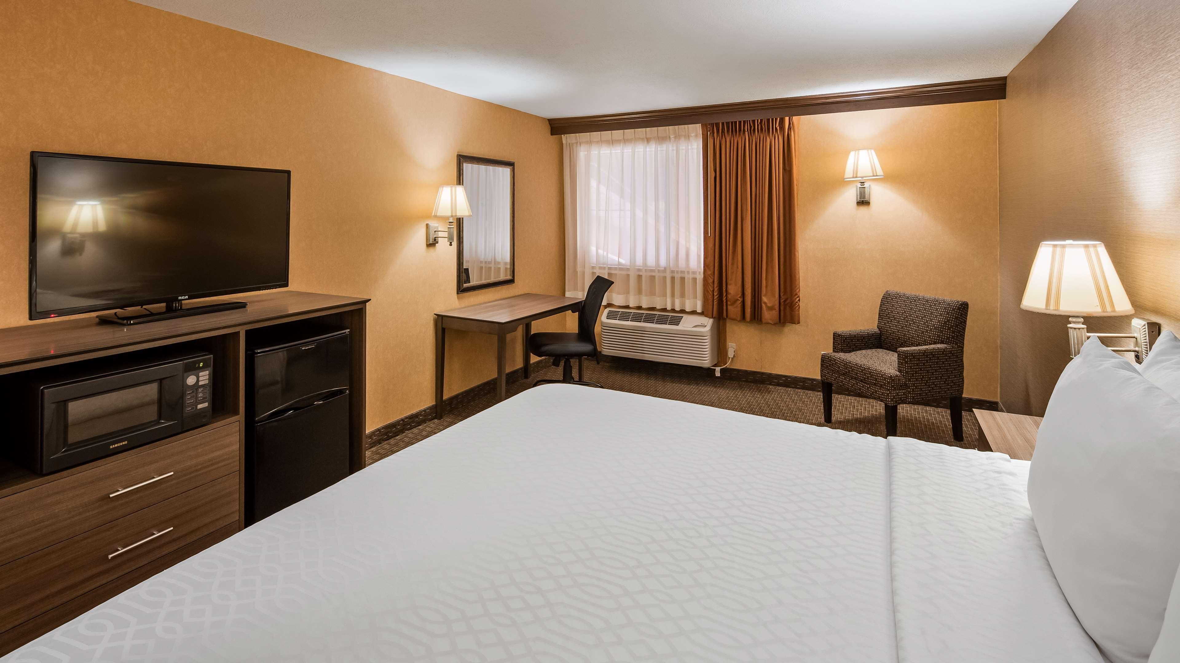 Best Western Plus North Canton Inn & Suites Exterior foto