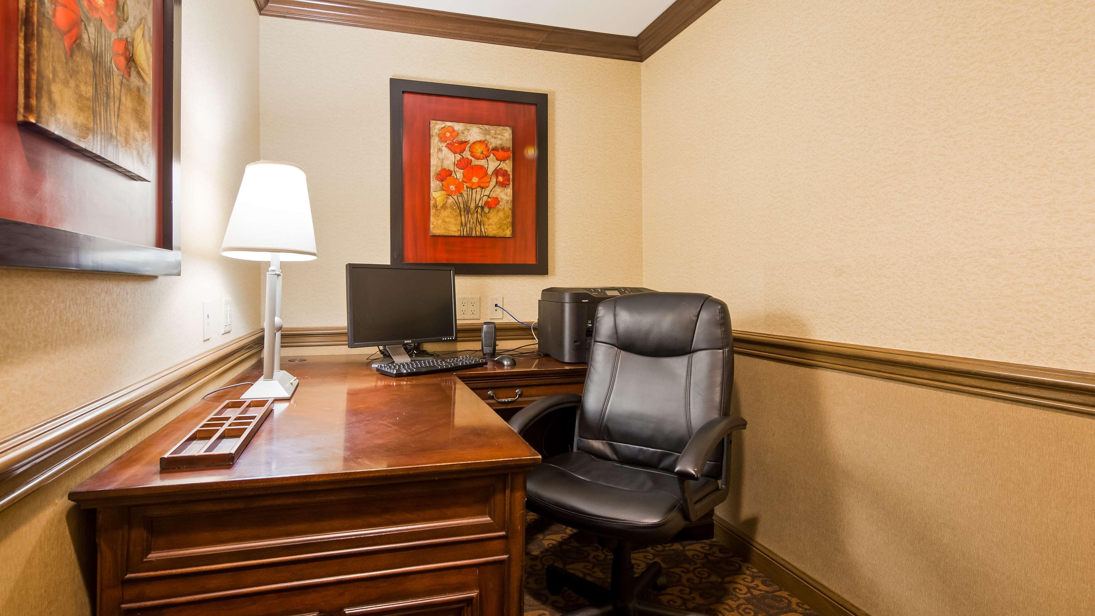 Best Western Plus North Canton Inn & Suites Exterior foto