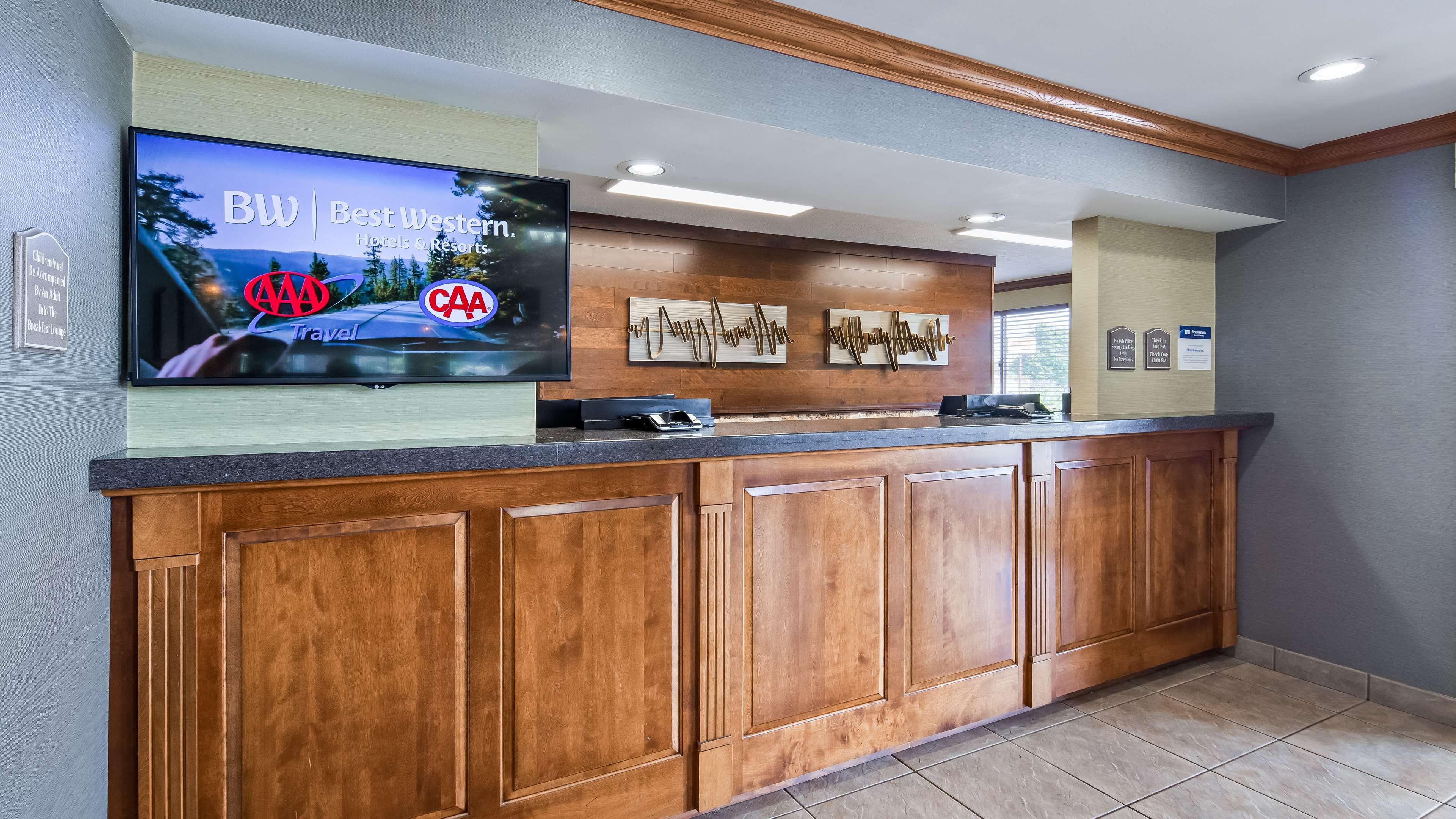 Best Western Plus North Canton Inn & Suites Exterior foto